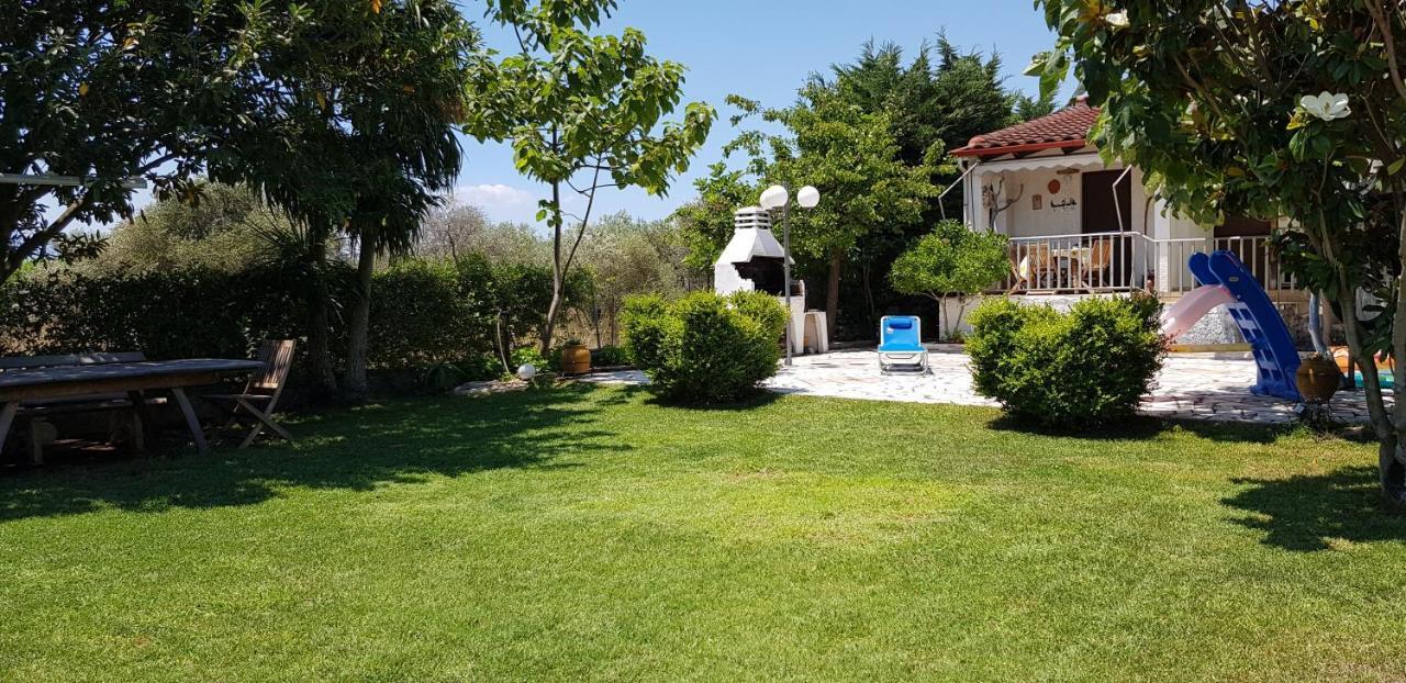 Karavómilos Country House By The Sea !!! 빌라 외부 사진