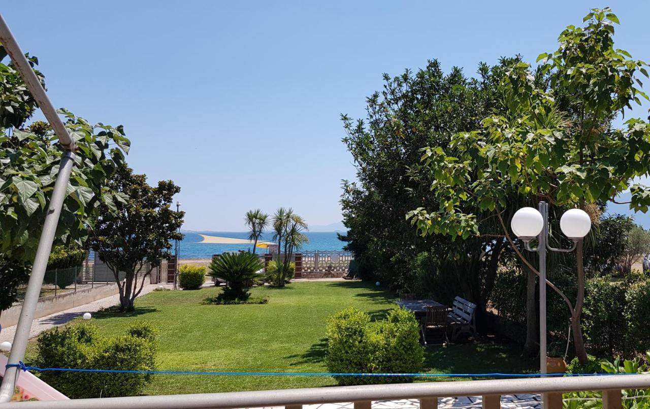 Karavómilos Country House By The Sea !!! 빌라 외부 사진